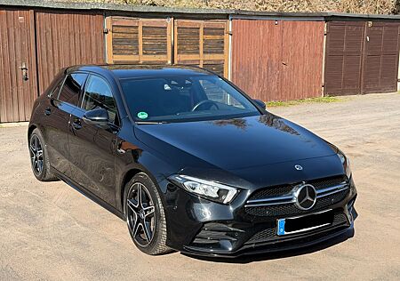 Mercedes-Benz A 35 AMG Mercedes-AMG A 35 4MATIC DCT Merced...