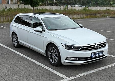 VW Passat Variant Volkswagen 2.0 TDI SCR 140kW DSG Highlin...
