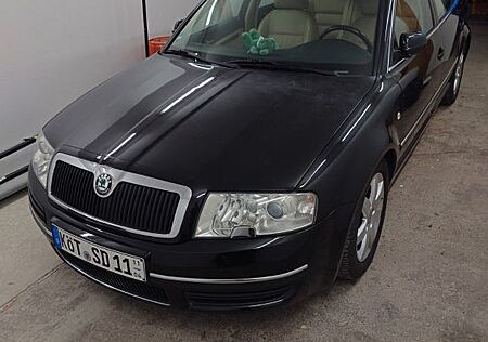 Skoda Superb 2.8 V6 Elegance Tiptronic Elegance