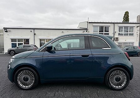 Fiat 500E STYLE OZEAN-GRÜN-METALLIC 5% effJZ