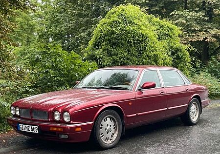 Jaguar XJ Sovereign 4.0 Lang Sovereign