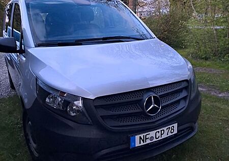 Mercedes-Benz Vito Mixto