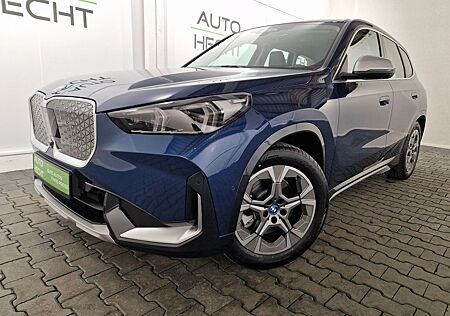 BMW iX1 xDrive30 xLine Head-Up, adapt.LED, ACC, 360°