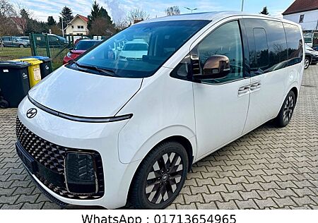 Hyundai Staria Signature 4WD mit neuem Motor !