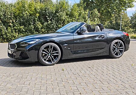 BMW Z4 sDrive20i M SPORT inkl. Winterräder +Garantie