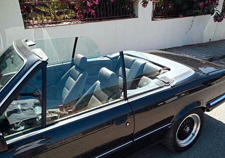 BMW 325i VOLL Cabrio E30