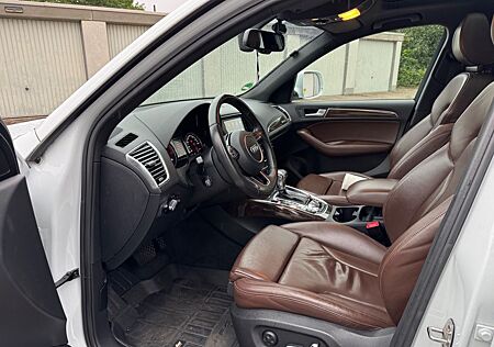 Audi Q5 3.0 TDI S tronic quattro -PäS-Line Panorama