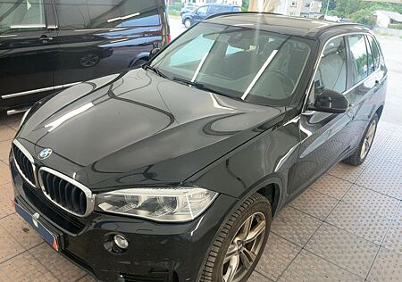 BMW X5 xDrive 30 d AHK/Xenon/PDC/LED