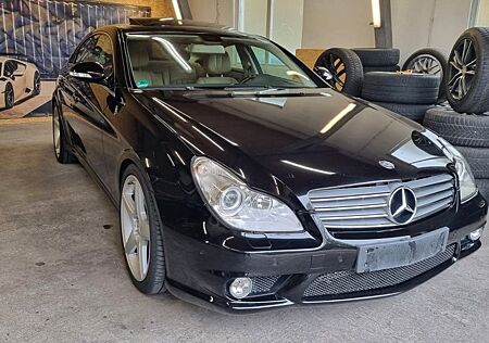 Mercedes-Benz CLS 320 CDI *AMG Packet*