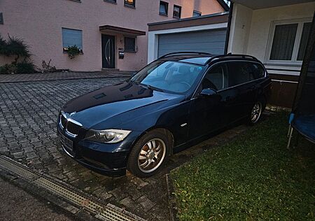 BMW 325i touring -