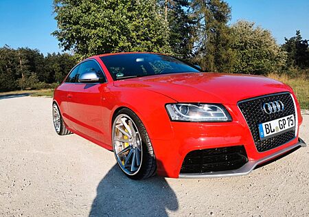 Audi S5 4.2 FSI quattro -