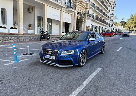 Audi RS5 4.2 FSI S tronic quattro -