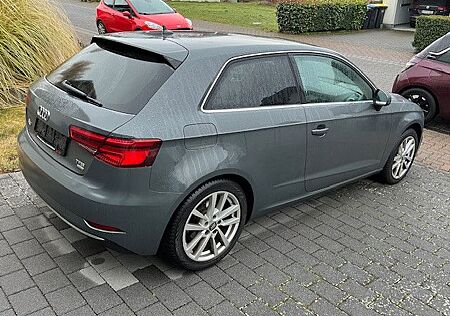 Audi A3 1.4 TFSI cod ultra S tronic Ambiente Ambiente
