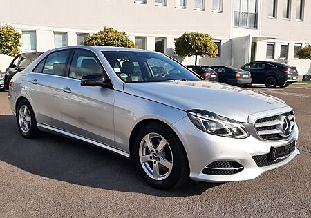 Mercedes-Benz E 250 CGI Avantgarde/ Distr/ TW-Assist/ Kamera