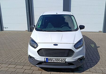 Ford Courier