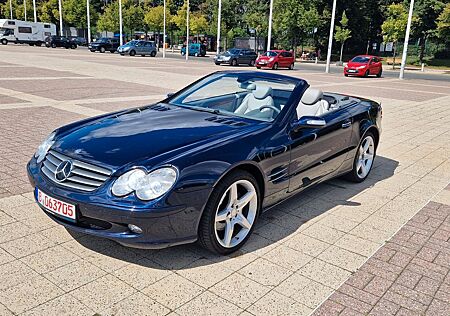 Mercedes-Benz SL 500 XENON KEYLESS STANDHEIZUNG AMG-Räder