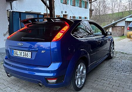 Ford Focus 2,5 ST ST