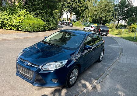Ford Focus 1,6TDCi 85kW TÜV 05.26 & Zahnriemen frish