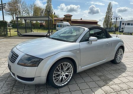 Audi TT Coupe/Roadster 1.8 T Roadster quattro