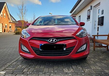 Hyundai i30 gebraucht kaufen Hyundai i30 1.4 Classic Classic