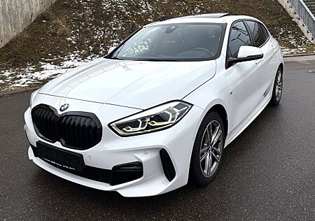BMW 118 d M Sport HuD,LED,Panorama,SHZ,
