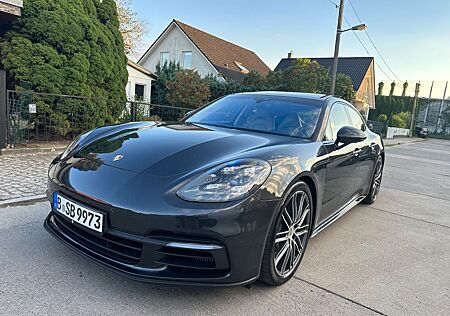 Porsche Panamera 4S Diesel SportChrono Pano Burmester 21