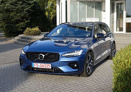 Volvo V60 B5 R-Design VLED*ACC*BLIS*STHZG*AHK*RKF*PGSD