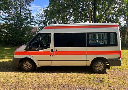Ford Transit (Ex-Rettungswagen)