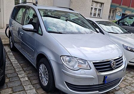 VW Touran Volkswagen 1.9 TDI DSG DPF -