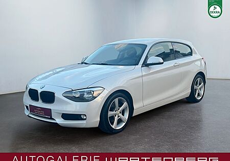 BMW 114i Lim.//COMFORT PAKET//SHZ//AHK//PDC//2ZON//