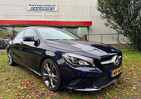 Mercedes-Benz CLA 180 180/AUTOMAAT/NAV/XEN/LED/HLEER