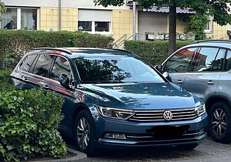 VW Passat Variant Volkswagen 2.0 TDI SCR DSG BlueMotion Co...
