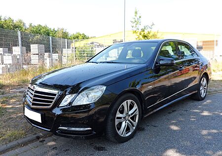 Mercedes-Benz E 200 CDI BlueEFFICIENCY AVANTGARDE TÜV NEU