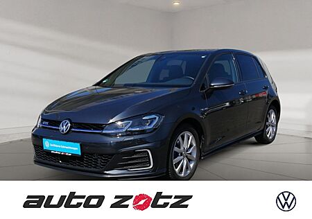 VW Golf Volkswagen VII 1.4TSI GTE ,PANO,PDC,Virtual,Kam.,ACC