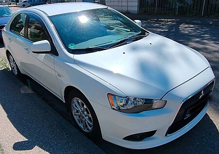 Mitsubishi Lancer 1.6 MIVEC Xtra ClearTec Xtra