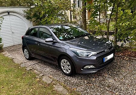 Hyundai i20 1.2 aus 1. Hand !