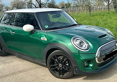 Mini Cooper SE Trim L HUD Navi Leder