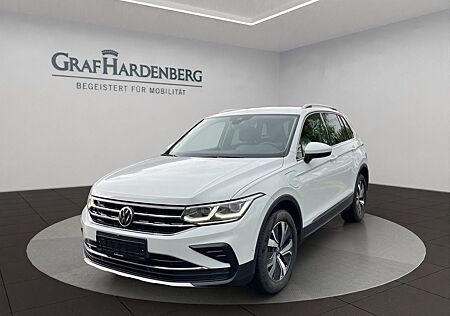 VW Tiguan Volkswagen 1.4 TSI DSG Elegance LED AHK ACC Navi
