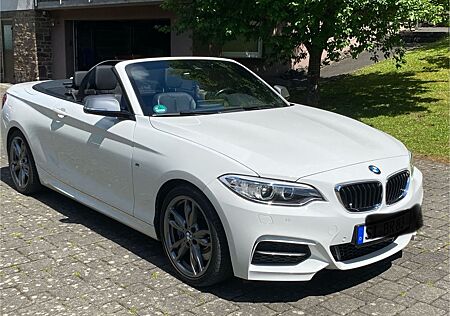 BMW 240 M240i Steptronic Cabrio -