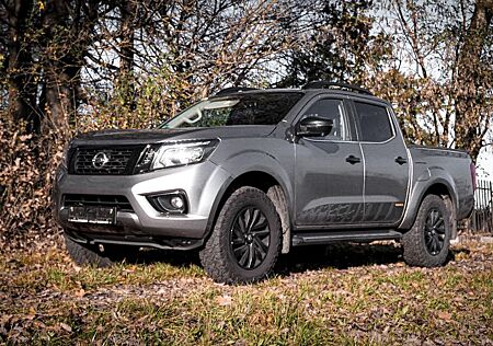 Nissan Navara NP300 N-Guard Double Cab 4x4