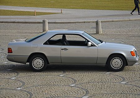 Mercedes-Benz E 300 W124COUPE*DEUTSCH*LORINSER ALU*1a-FAHRZEUG
