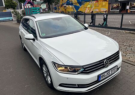VW Passat Variant Volkswagen 2.0 TDI SCR Comfortline Varia...