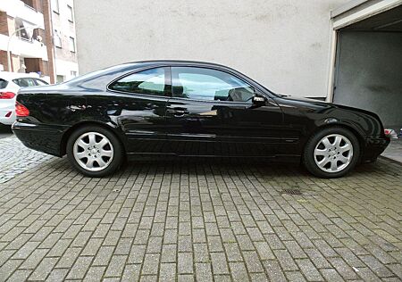 Mercedes-Benz CLK 230 KOMPRESSOR AVANTGARDE