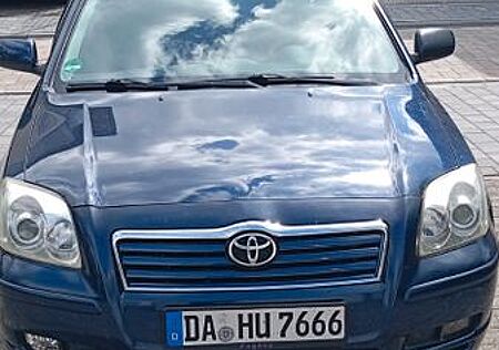 Toyota Avensis Combi Sol 2.0-l-VVT-i