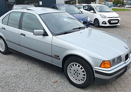 BMW 320i E36 /2.Hand /TÜV Neu/29 Jahre Alt /Automatik