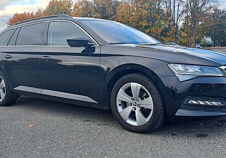 Skoda Superb gebraucht kaufen Skoda Superb Ambition 2.0 TSI NAVI/ACC/RFK