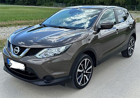 Nissan Qashqai 1.2 PDC Klima Winterreifen Top Zustand