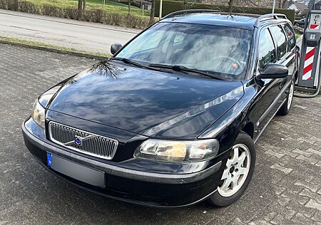 Volvo V70 2.4 -Frisch TÜV, Automatik, in der Südpfalz
