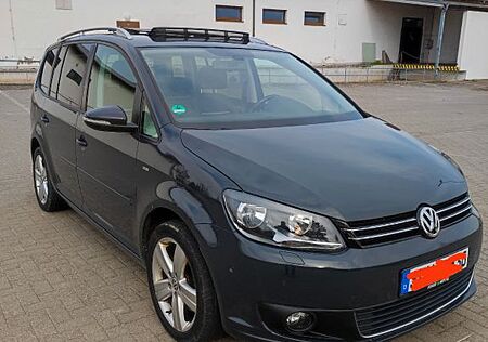 VW Touran Volkswagen 2.0 TDI 103kW -
