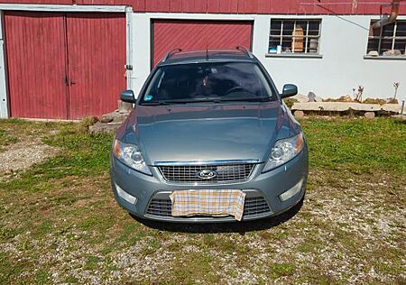 Ford Mondeo 2,5 Titanium ( 5 Zylinder )